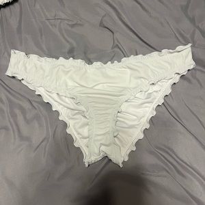 Shade & Shore Ruffled Bikini Bottom Size M
